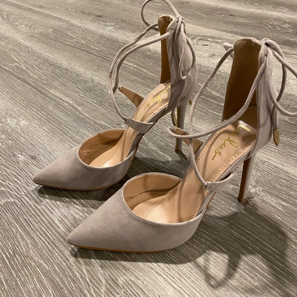 Lulus gray suede lace up heels